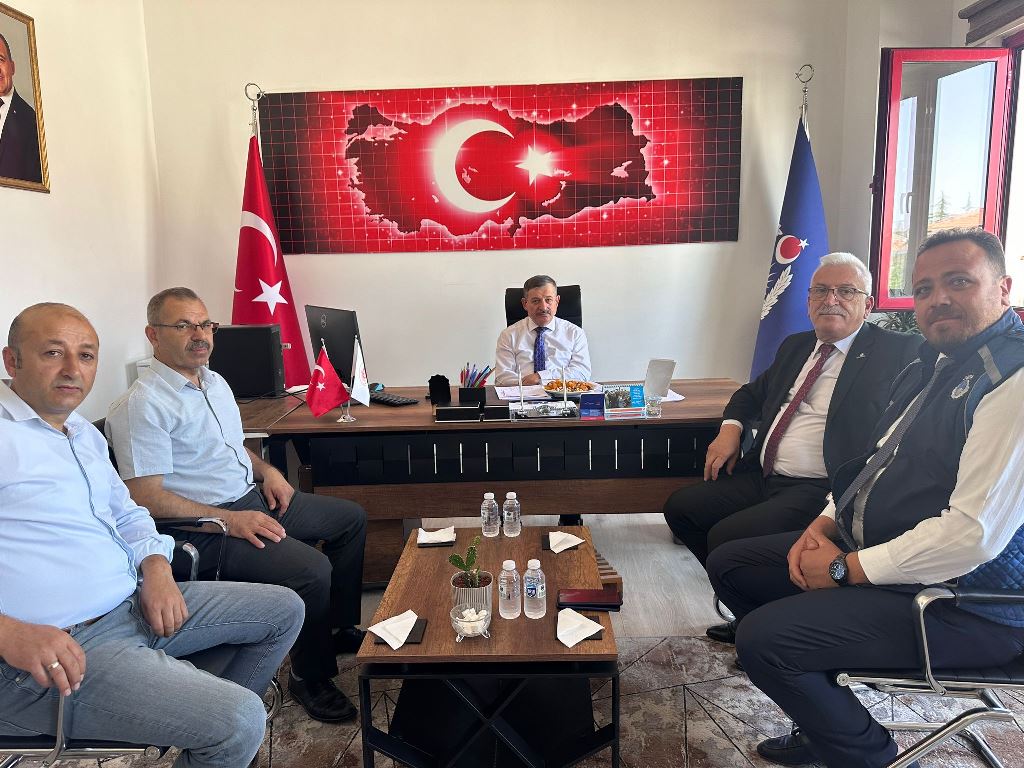 İlçe Kaymakamımız Sayın Cemal Hüsnü Çaykara, Elmadağ Belediyesi Zabıta Müdürlüğü’nü ziyaret etti.