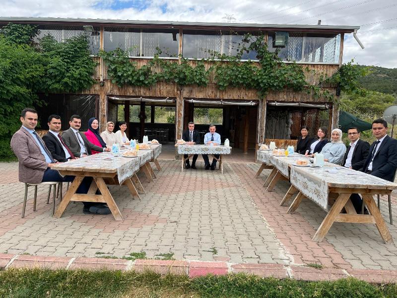 İlçe Kaymakamımız Sayın Cemal Hüsnü Çaykara, ilçemizde görev yapan hâkim ve savcılarla bir araya geldi.